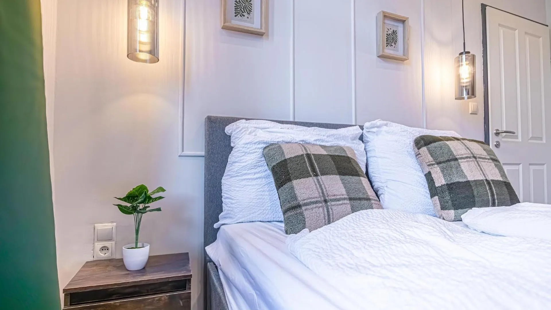 Bright And Modern Room In Meidling District Vienne Appartement