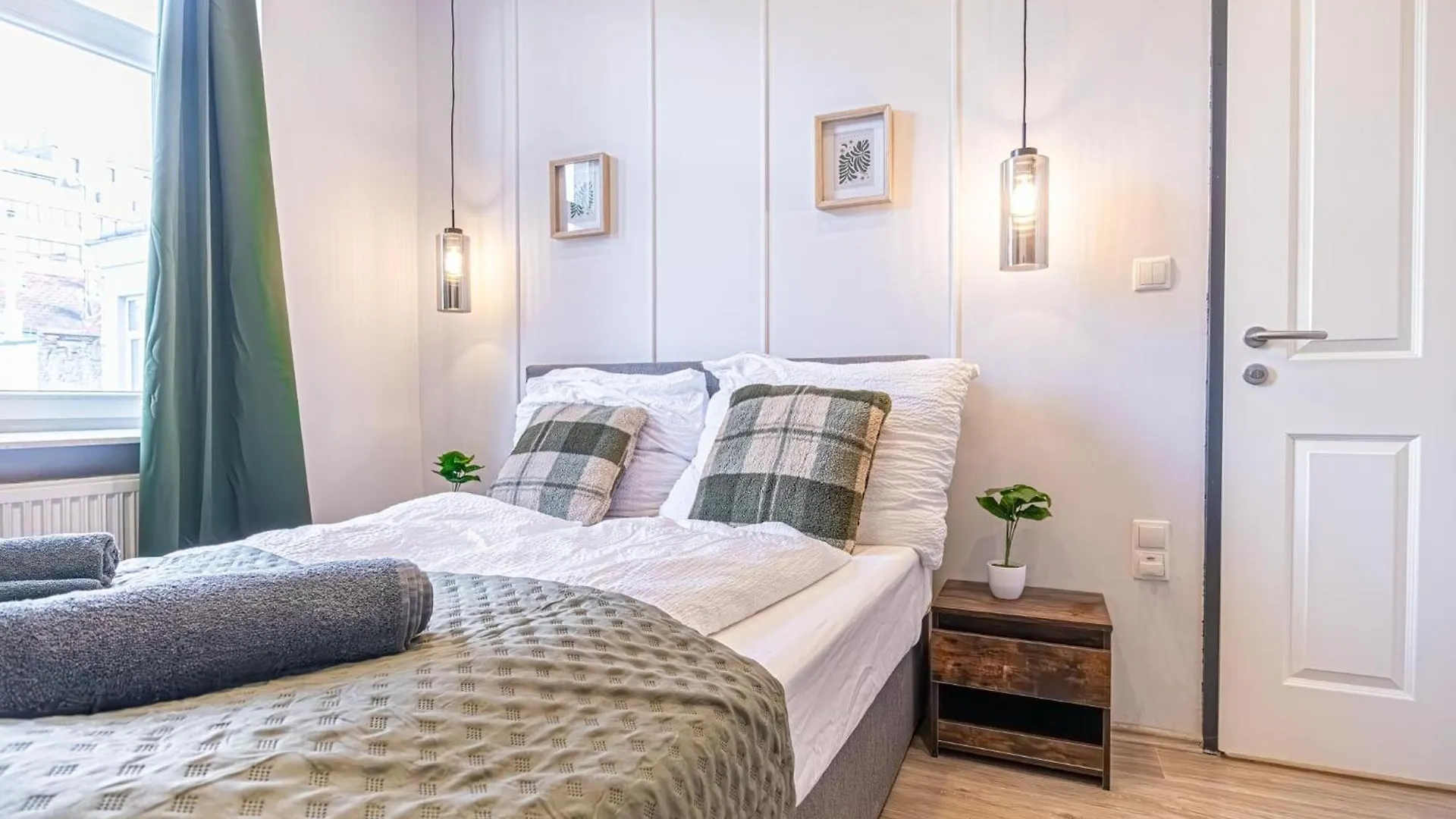 Bright And Modern Room In Meidling District Vienna 0*,  Austria